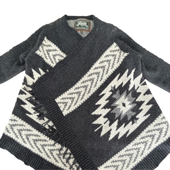 Roots Lambswool blend drape front cardigan size XS - Picture 2 of 15